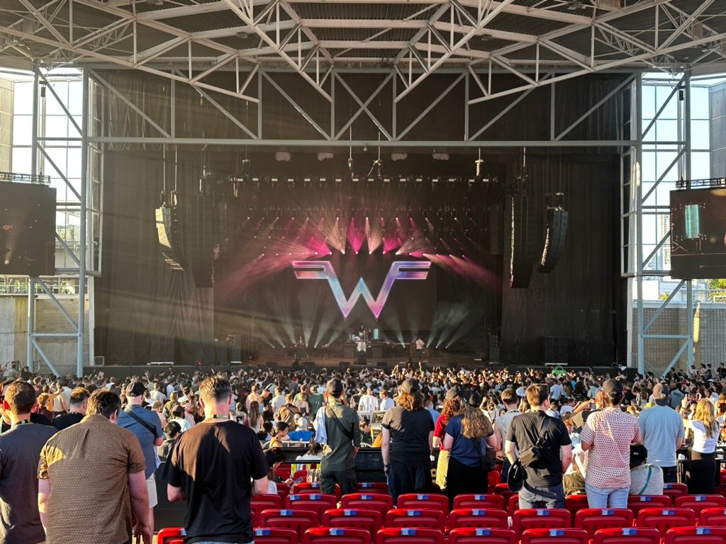 Weezer in Toronto